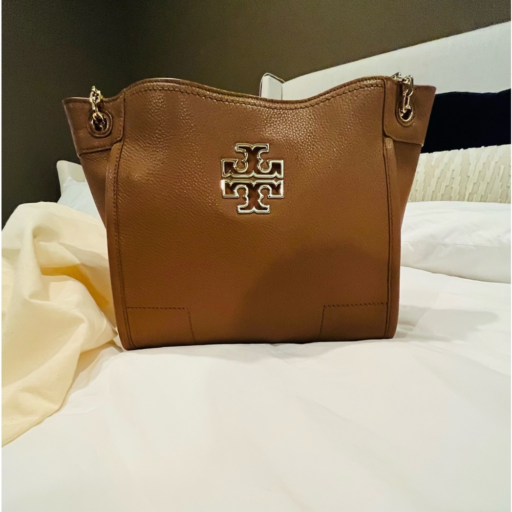 Tory Burch Small Tan Leather Britten Slouchy Tote
